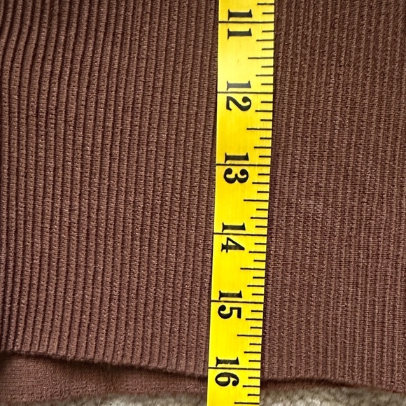 Aritzia Babaton Sculpt Knit Polo Top Epicurean Brown Ribbed Women’s XXL Stretchy - Picture 6 of 8